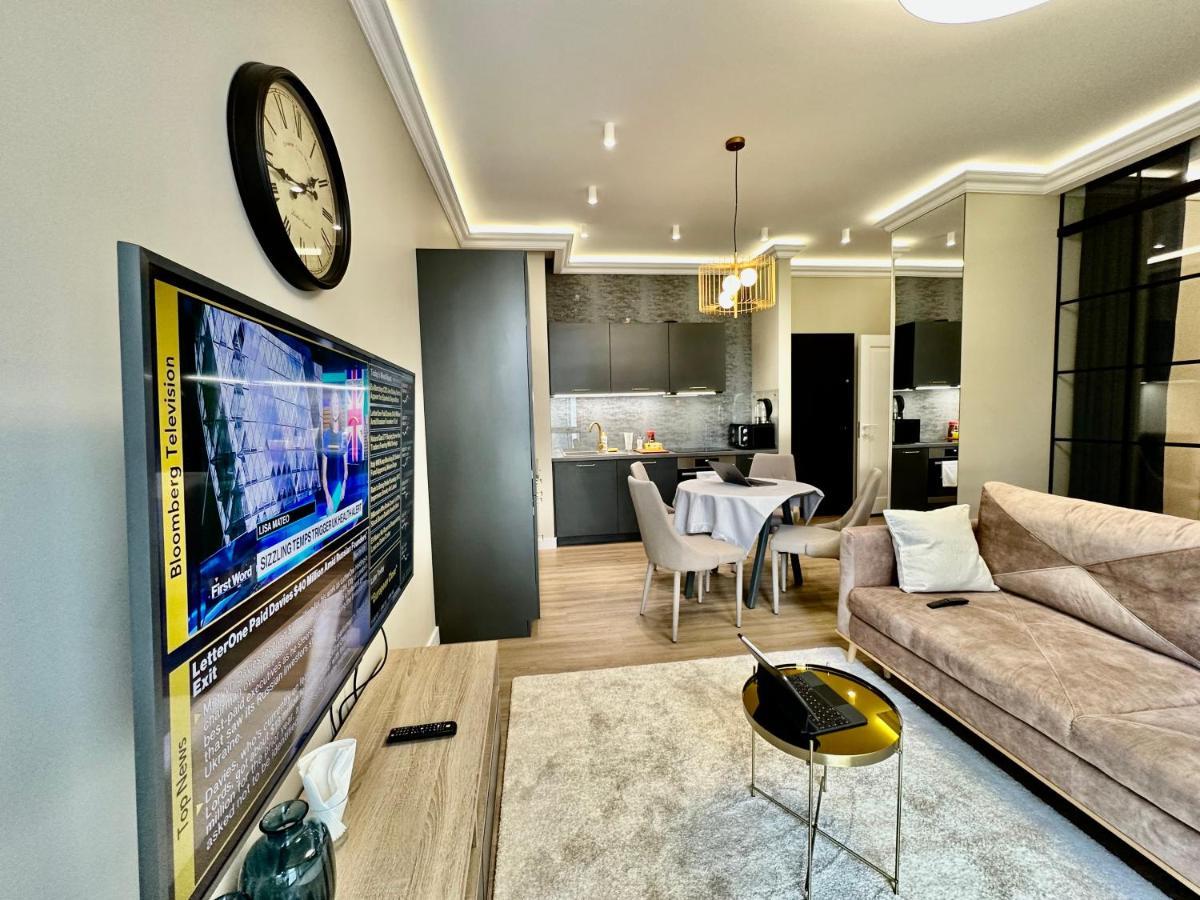 Nemo Fast Wifi 75'Tv Netflix Hbo Disney+ Varşovia Exterior foto