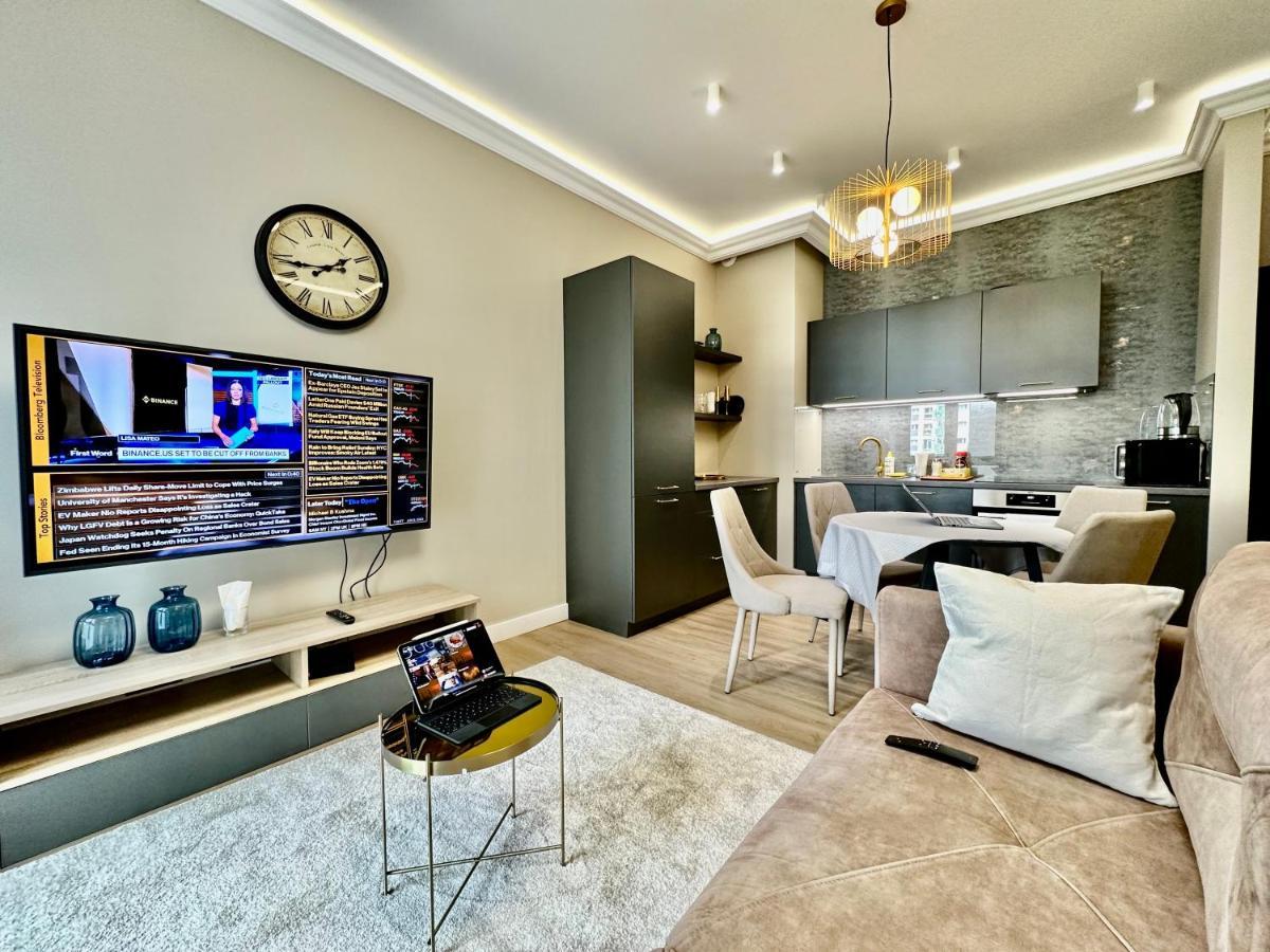 Nemo Fast Wifi 75'Tv Netflix Hbo Disney+ Varşovia Exterior foto